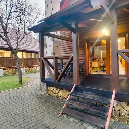 Pikuy Affittacamere Zhdeniievo