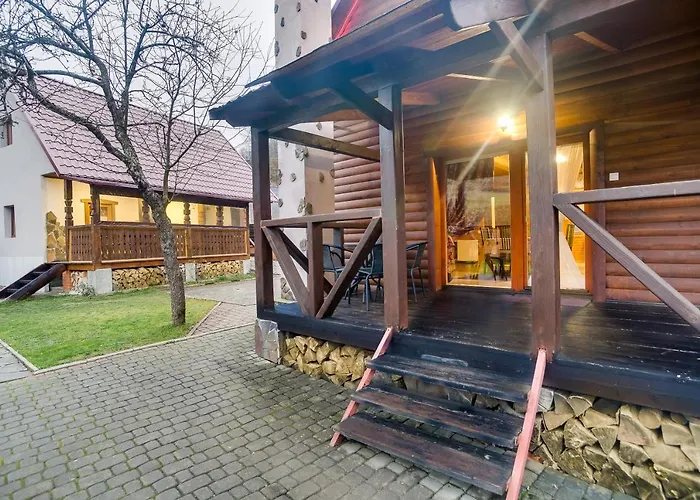 Готель Pikuy Konukevi Zhdeniievo