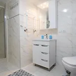 Guest house Готель Pikuy Zhdeniievo