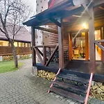 Готель Pikuy Guest house Zhdeniievo