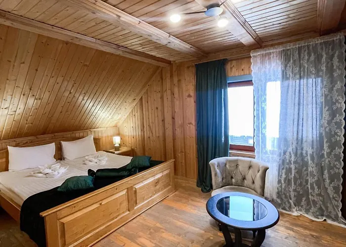 Готель Pikuy